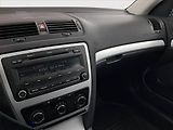 Škoda Octavia (2011) Ambiente Plus 1.2 TSI - náhled 10