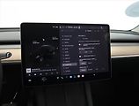 Tesla Model Y (2022) RWD LFP 60kWh, SoH 95% - náhled 26