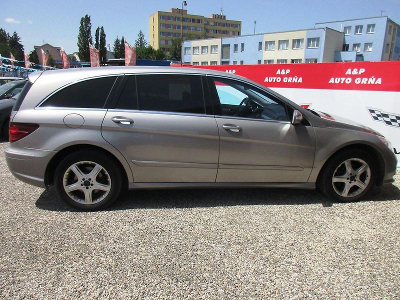 Mercedes-Benz Třídy R (2007) R 320CDI L 4-MATIC XENONY NAVI - fotka 8 z 15