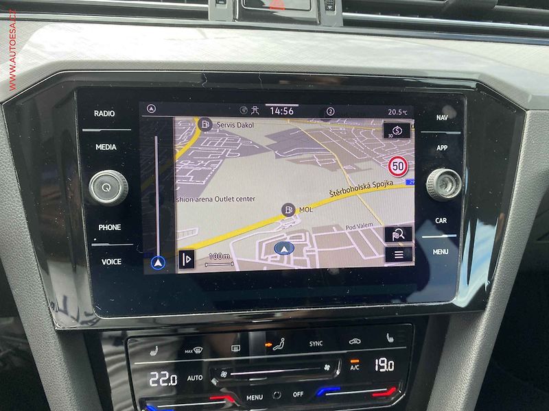 Volkswagen Passat (2023) 2.0 TDi, Business, DSG, LED - fotka 17 z 19