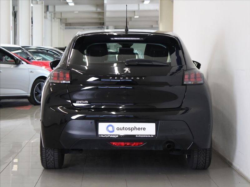 Peugeot 208 1,2 PTech 74kW AT 37tkm. - fotka 4 z 21