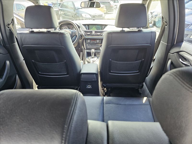 BMW X1 2,0 XDRIVE 28i AUTOMAT TOP - fotka 30 z 46