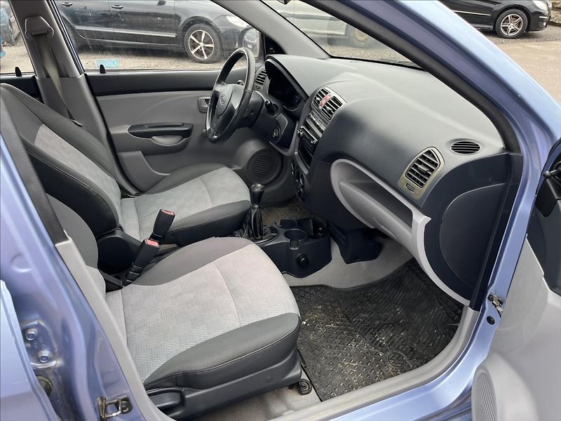 Kia Picanto 1.0 i SERVIS NOVÁ STK 9/28 - fotka 10 z 26