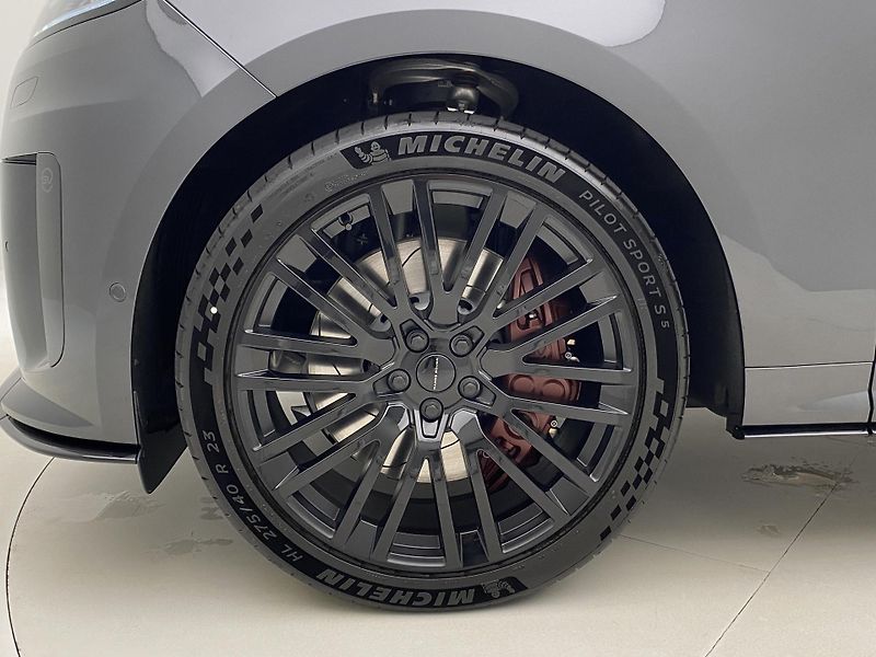 Land Rover Range Rover Sport (2026) P635 SV AWD AUT - fotka 18 z 84