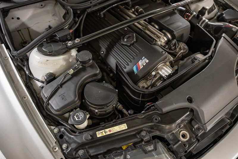 BMW M3 (2002) E46 MANUÁL, EU, Harman Kardon  - fotka 27 z 28
