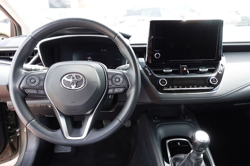 Toyota Corolla 1.5TNGA 125 - 6 MT Comfort + S - fotka 15 z 32