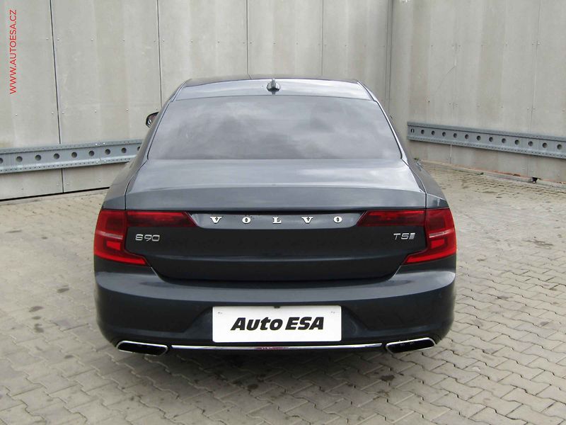 Volvo S90 (2017) 2.0 T5, 1.maj,ČR, servis - fotka 5 z 25