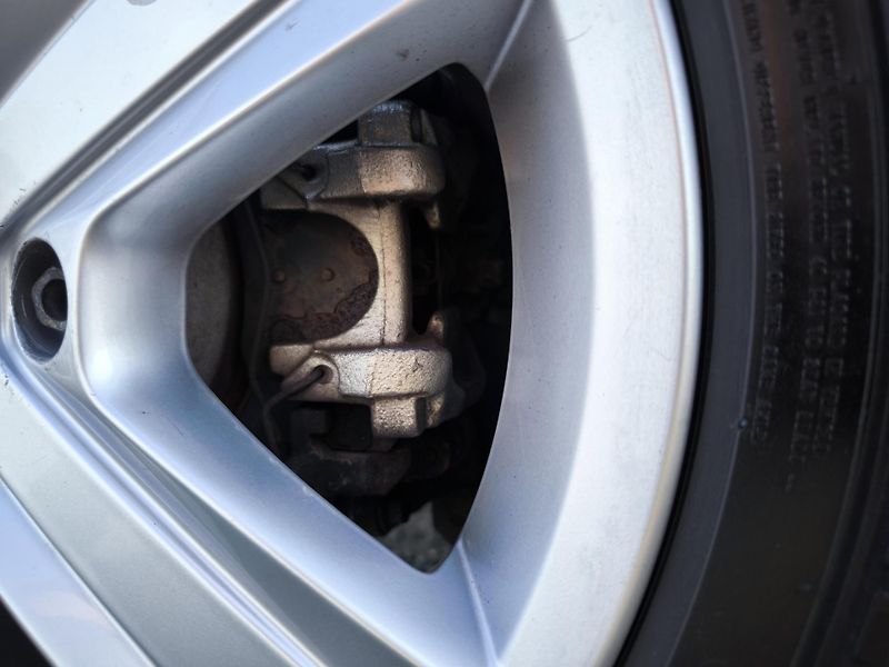 Volkswagen Golf 7 1,4TSI 90kW LED OSRAM 8xALU - fotka 75 z 82