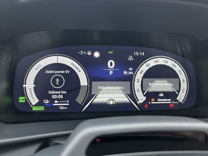 Toyota C-HR 2.0 Plug-in Hybrid ODBĚR IHNED - fotka 16 z 29