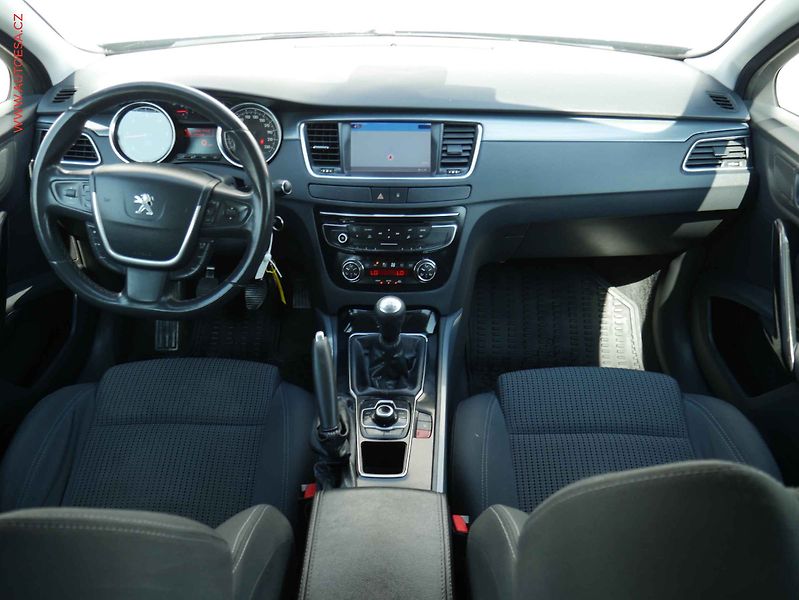 Peugeot 508 (2011) 2.0 HDi, ČR - fotka 8 z 20