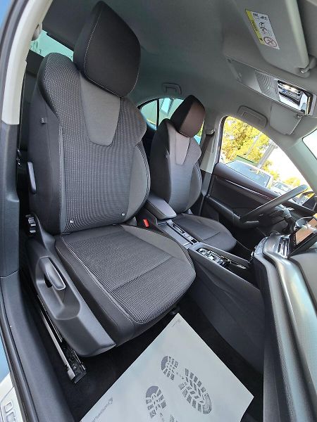 Škoda Octavia 1.4TSi 150kW iV DSG KAMERA - fotka 11 z 46