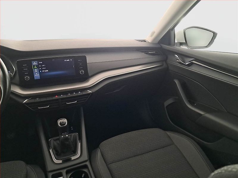 Škoda Octavia (2020) Ambition 2.0 TDI, Serv.kniha - fotka 7 z 18