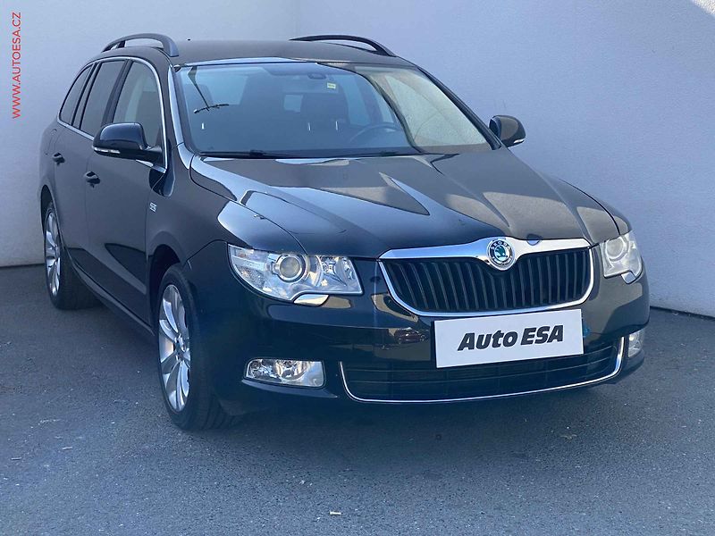 Škoda Superb (2011) 2.0TDi 4x4, Family, +kola - fotografie inzerátu