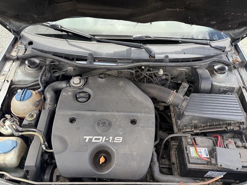 Škoda Octavia 1.9 TDI 66KW DIGILIMA TEMPOMAT - fotka 12 z 13