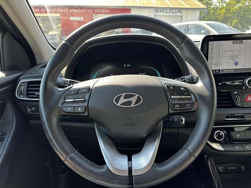 Hyundai i30 (2025) Kombi Family 1.5i  - fotka 10 z 14