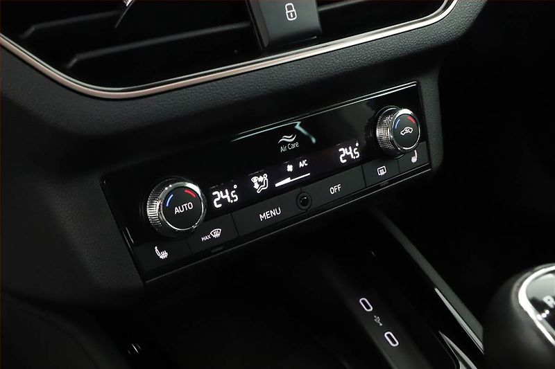 Škoda Kamiq (2024) Style 1.0 TSI - fotka 12 z 14