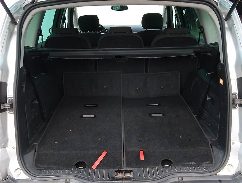 Ford S-MAX (2007) Trend 1.8 TDCi, 7 míst - fotka 13 z 17