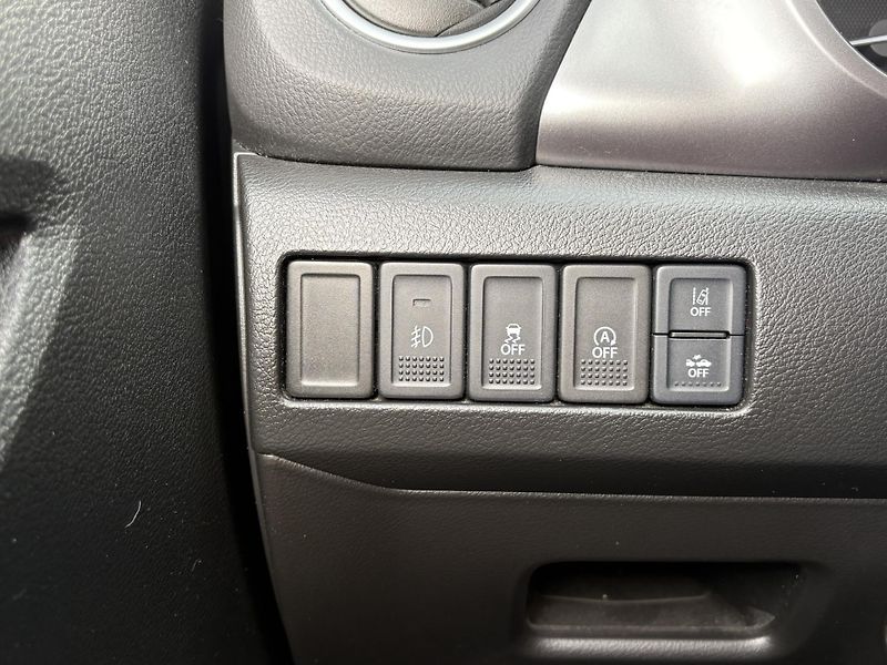 Suzuki Vitara 1.4 BoosterJet 95kW Premium - fotka 14 z 23