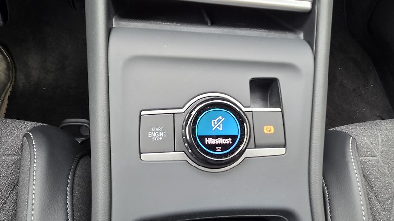 Volkswagen Tayron People 1,5 eTSI 110 kW mHEV - fotka 19 z 29