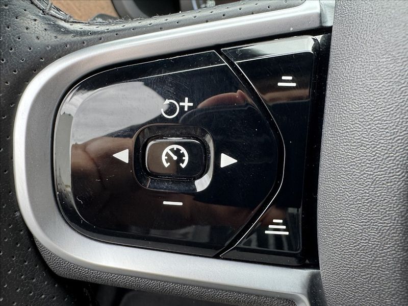 Volvo S90 2,0 D5 AWD INSCRIPTION DPH ČR - fotka 30 z 50
