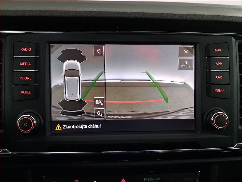 Seat Ateca (2018) FR 1.5 TSI, Automat, Kůže - fotka 23 z 23