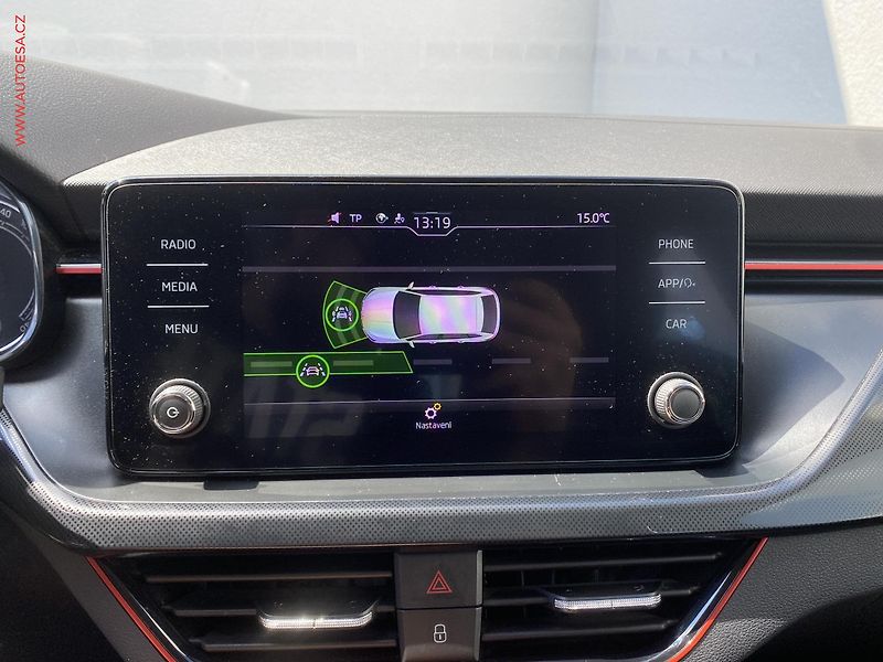 Škoda Scala (2020) 1.6 TDi, ČR, Ambition, LED - fotka 18 z 19