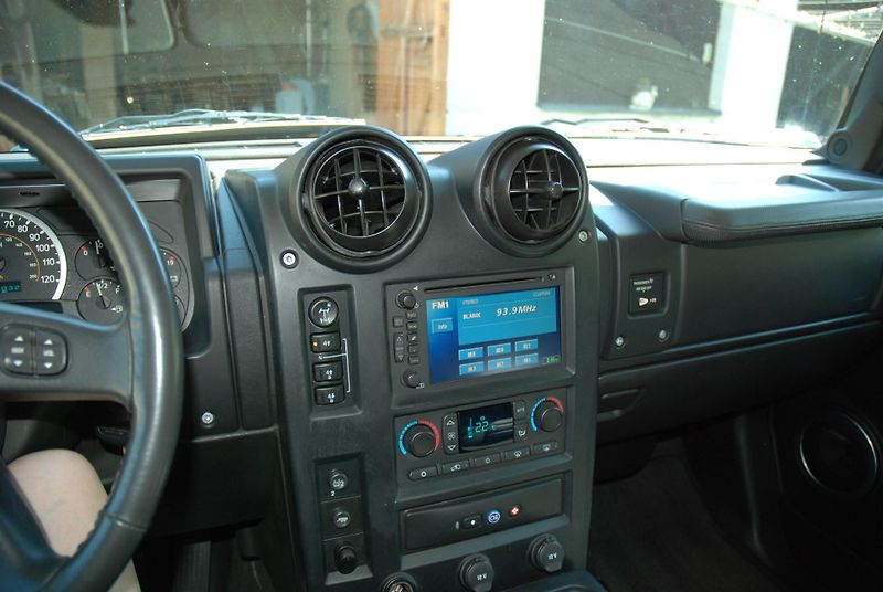 Hummer H2 (2005) - fotka 26 z 26
