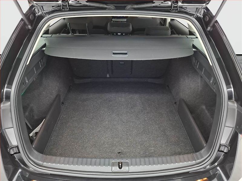 Škoda Octavia (2022) Ambition 2.0 TDI, Automat, ČR - fotka 14 z 17