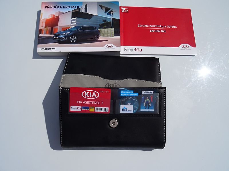 Kia Ceed (2018) 1.6GDi,99kW,1majČR,DPH,S.kniha - fotka 8 z 20