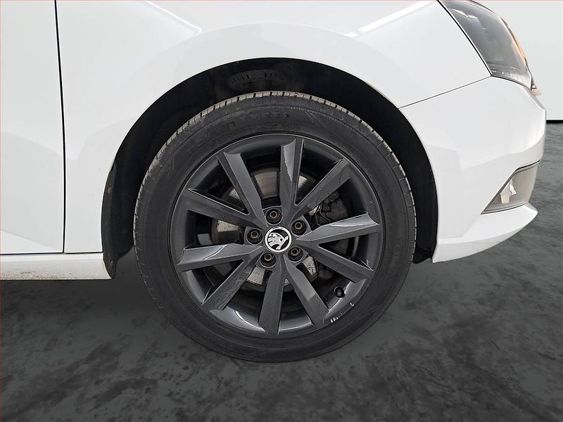 Škoda Fabia (2016) Style 1.2 TSI, Serv.kniha - fotka 14 z 21
