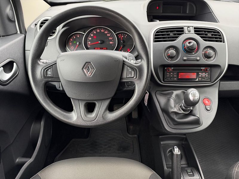 Renault Kangoo (2021) 1,5 dCi 70 kW Life ČR 1. maj. - fotka 16 z 25