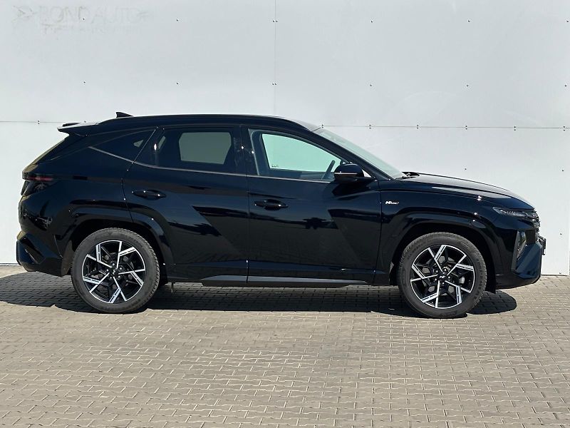 Hyundai Tucson 1.6 T-GDI DCT 118kW N-Line - fotka 8 z 29