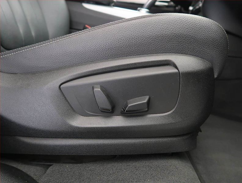 BMW X5 (2018) xDrive30d - fotka 21 z 26