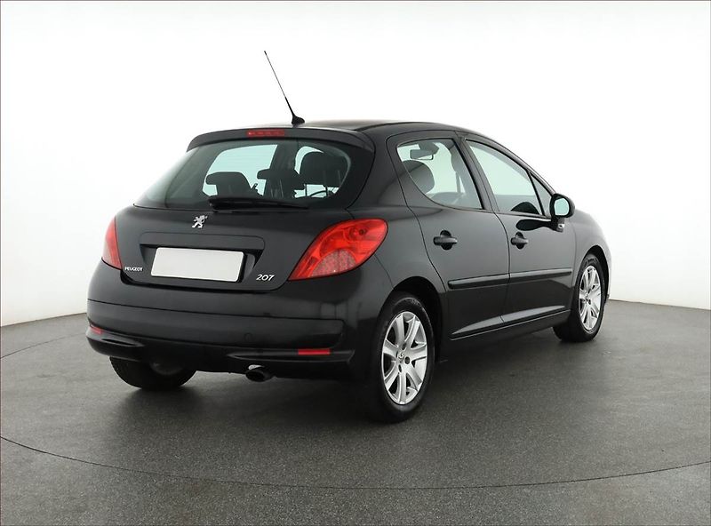 Peugeot 207 (2008) 1.6 HDi, po STK, dobrý stav - fotka 5 z 12