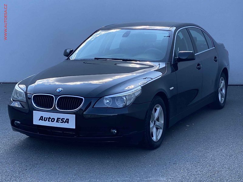 BMW Řada 5 (2006) 2.5i, servis.kniha - fotka 3 z 17