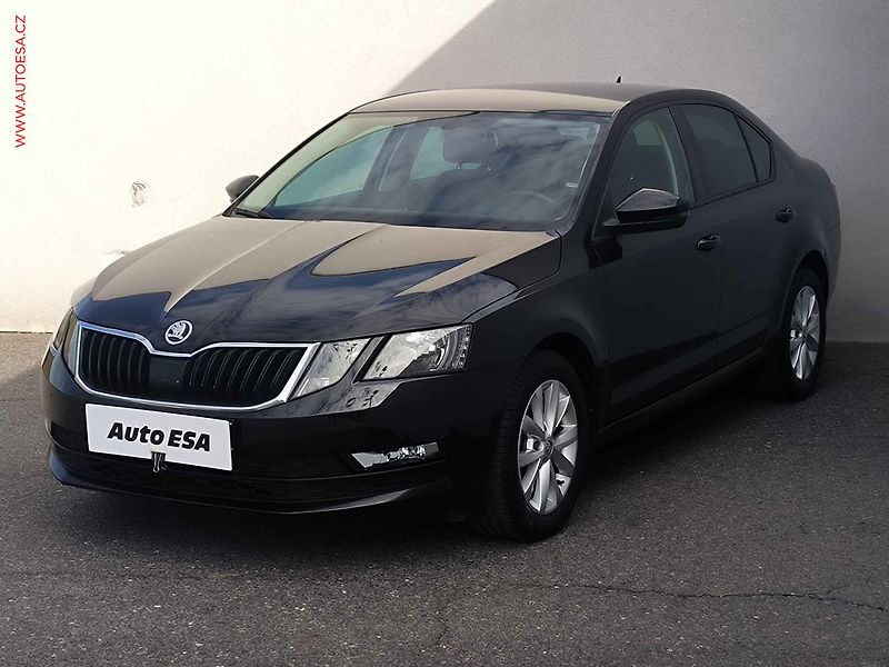Škoda Octavia (2017) 1.4 TSi, Ambition - fotka 3 z 21