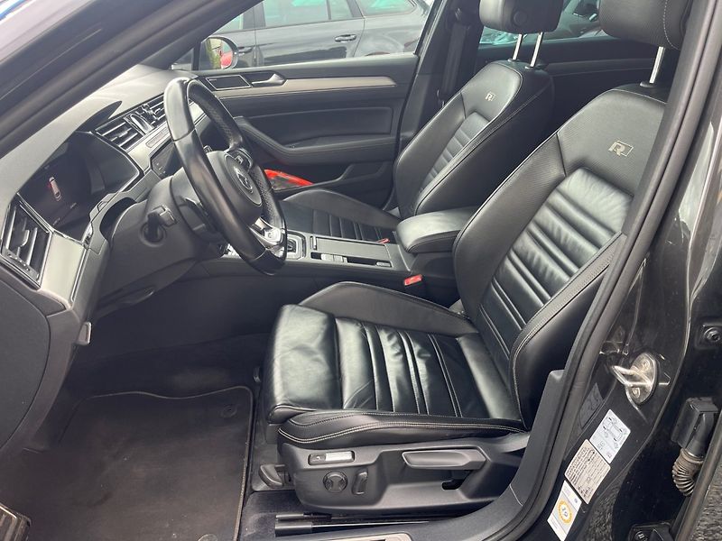 Volkswagen Passat (2017) 2.0 TDI R-Line LED , NAVI - fotka 8 z 14