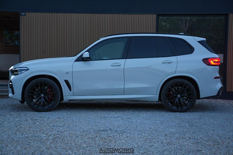 BMW X5 (2023) X5 xDrive40d M Sport Bowers - fotka 8 z 31