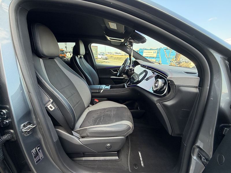 Mercedes-Benz EQE 500 AMG 4MATIC SUV - fotka 10 z 35