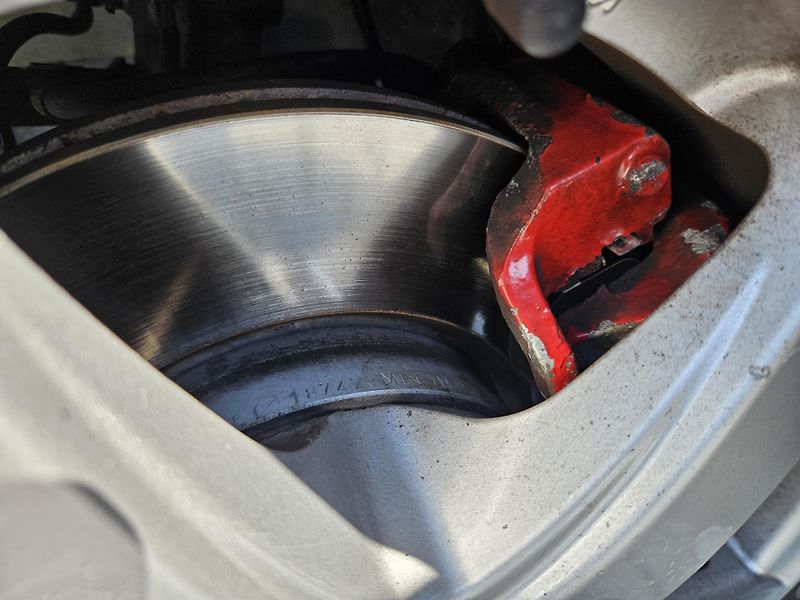 Kia Ceed (2011) 1.4 66kw, MOŽNÉ SPLÁTKY  - fotka 20 z 26