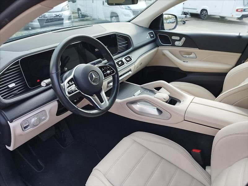 Mercedes-Benz GLE 3,0 300D 4MATIC COUPE - fotka 5 z 29