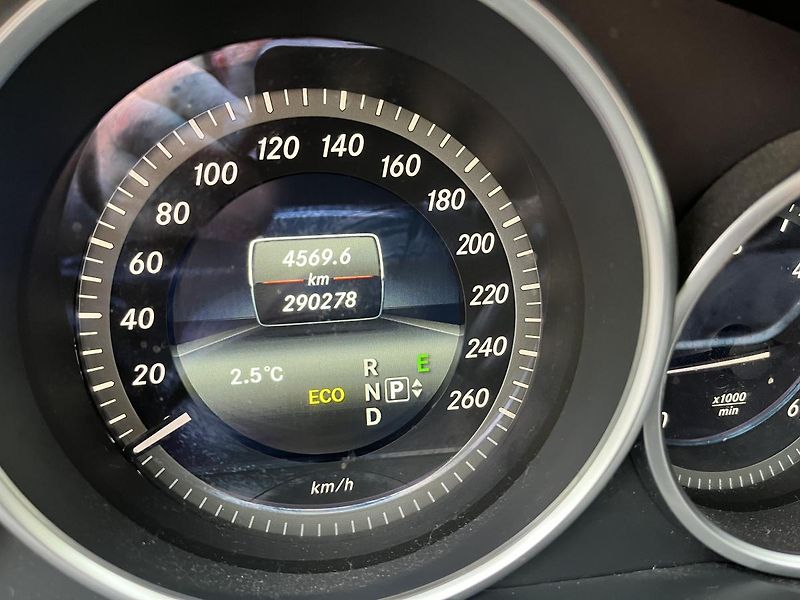 Mercedes-Benz Třídy E (2013) 220 CDi 100 Kw AVANTG. AKCE!! - fotka 14 z 15