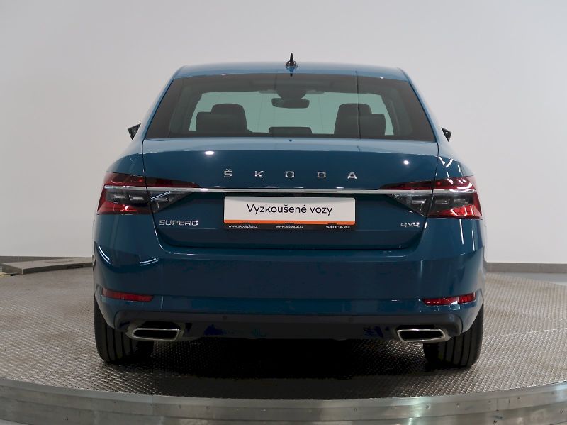 Škoda Superb (2023) LAURIN&KLEMENT 2.0TSI 206KW 4x - fotka 9 z 47