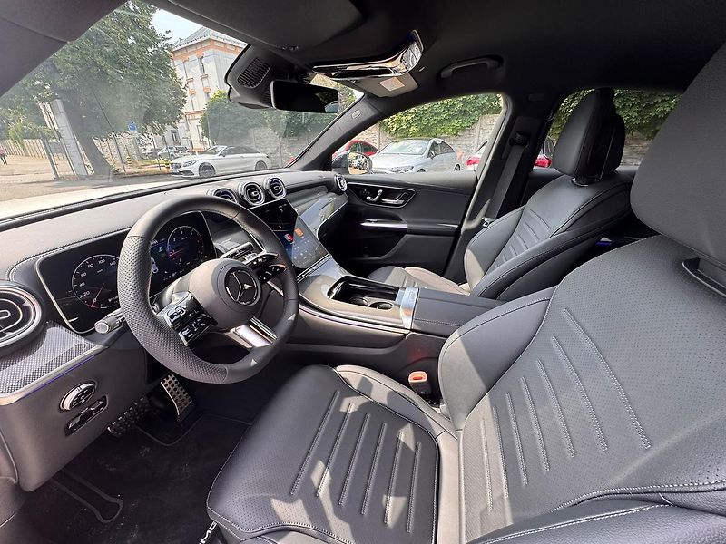 Mercedes-Benz GLC (2025) 220 d 4MATIC kupé - fotka 9 z 21
