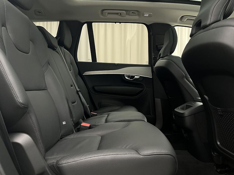 Volvo XC90 B5 AWD BRIGHT PLUS AUT 7 MÍST - fotka 23 z 49