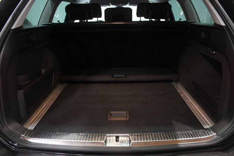 Volkswagen Passat (2023) 110kW, Tažné, Nezávislé topení - fotka 10 z 26