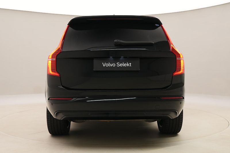 Volvo XC90 T8 AWD RECHARGE R-DESIGN 7míst - fotka 12 z 54