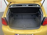 Volkswagen Polo (2010) 1.6 TDi, Comfortline, DSG - náhled 7