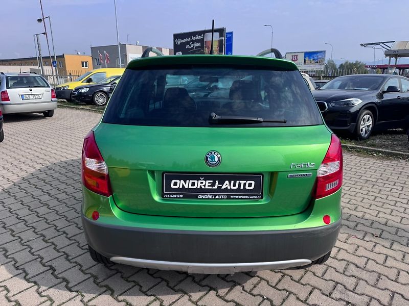 Škoda Fabia (2012) SCOUT 1,2 TSI 63 KW 2. MAJ - fotka 4 z 50