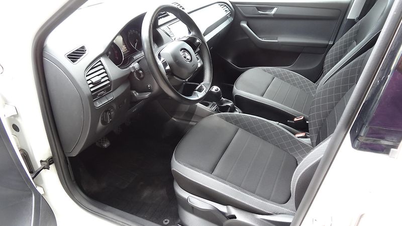 Škoda Fabia K.1.0TSi Amb.Taž.zař. - fotka 2 z 17